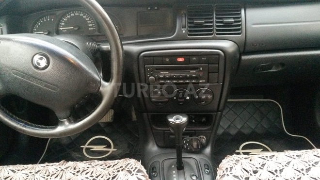 Opel Vectra 1999, 181,000 km - 1.6 l - Göyçay