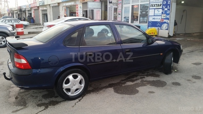 Opel Vectra 1998, 295,000 km - 1.6 l - Sumqayıt