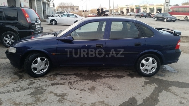 Opel Vectra 1998, 295,000 km - 1.6 l - Sumqayıt