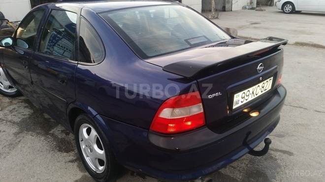Opel Vectra 1998, 295,000 km - 1.6 l - Sumqayıt