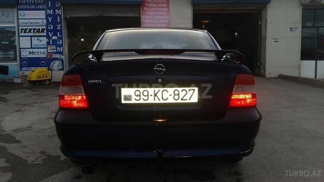 Opel Vectra 1998, 295,000 km - 1.6 l - Sumqayıt