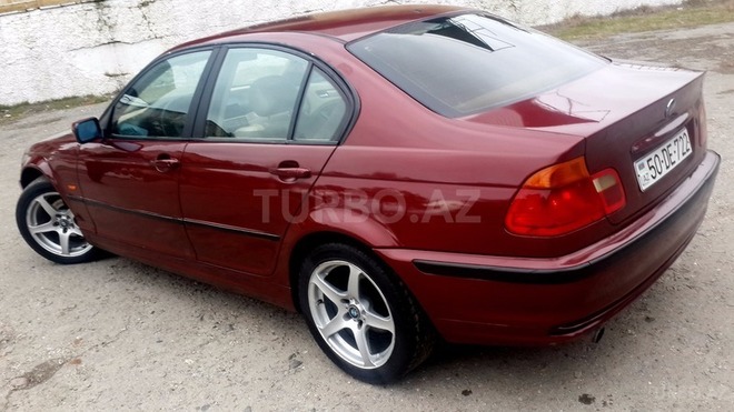 BMW 318 2000, 300,000 km - 1.9 л - Bakı