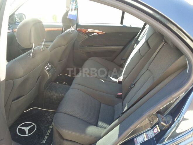 Mercedes E 260 2004, 196,500 km - 2.6 l - İsmayıllı