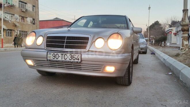 Mercedes E 200 1995, 263,145 km - 2.0 l - Şirvan
