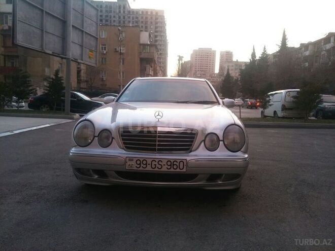 Mercedes E 270 1999, 345,000 km - 2.7 l - Bakı