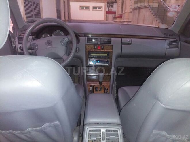 Mercedes E 270 1999, 345,000 km - 2.7 l - Bakı