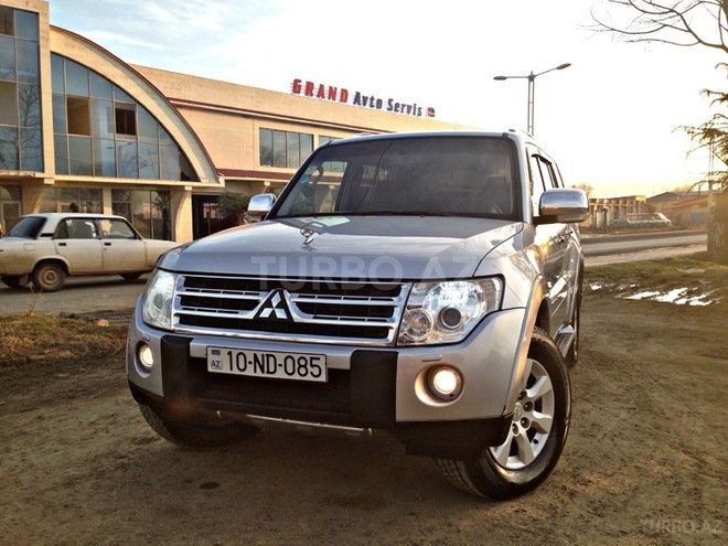 Mitsubishi Pajero 2008, 126,500 km - 3.0 l - Bakı