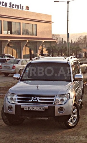 Mitsubishi Pajero 2008, 126,500 km - 3.0 l - Bakı