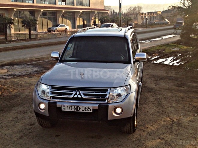 Mitsubishi Pajero 2008, 126,500 km - 3.0 l - Bakı
