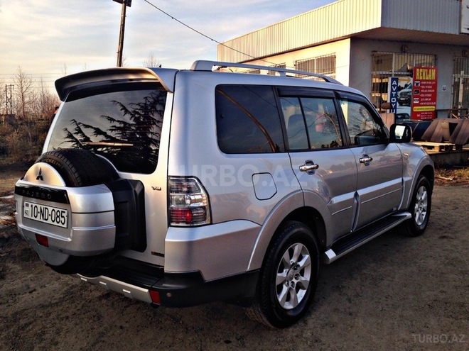 Mitsubishi Pajero 2008, 126,500 km - 3.0 l - Bakı