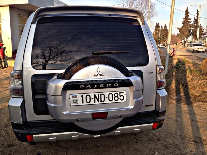 Mitsubishi Pajero 2008, 126,500 km - 3.0 l - Bakı