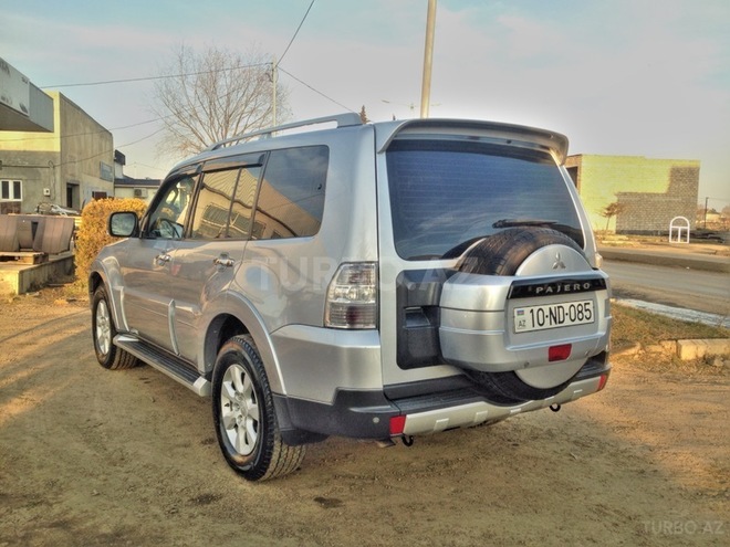 Mitsubishi Pajero 2008, 126,500 km - 3.0 l - Bakı