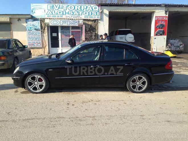Mercedes E 280 2006, 17,000 km - 0.3 л - Bakı