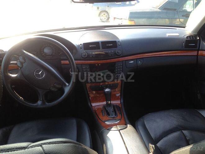 Mercedes E 280 2006, 17,000 km - 0.3 л - Bakı