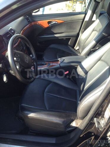 Mercedes E 280 2006, 17,000 km - 0.3 л - Bakı