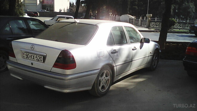 Mercedes C 220 1998, 389,000 km - 2.2 l - Bakı