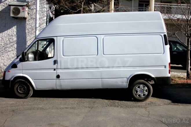 Ford Transit 1997, 318,000 km - 2.5 l - Zaqatala