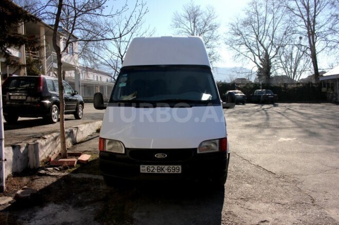 Ford Transit 1997, 318,000 km - 2.5 l - Zaqatala
