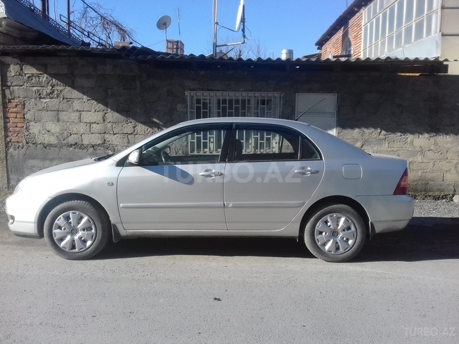 Toyota Corolla 2006, 175,000 km - 1.4 л - Zaqatala