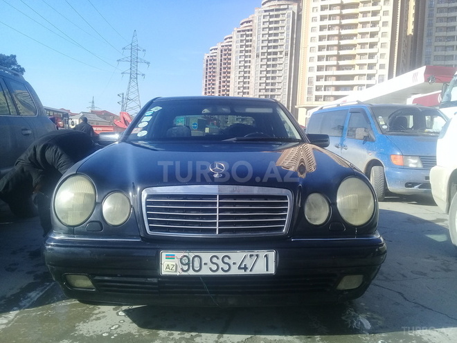 Mercedes E 240 1998, 250,000 km - 2.4 l - Bakı