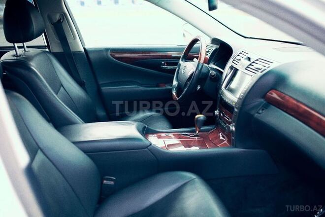 Lexus LS 460 2009, 112,777 km - 4.6 l - Bakı