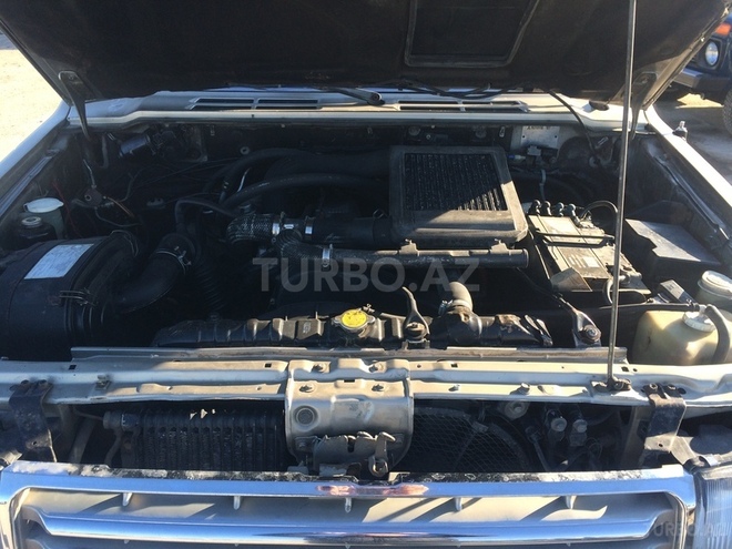 Mitsubishi Pajero 1992, 243,000 km - 2.5 л - Bakı