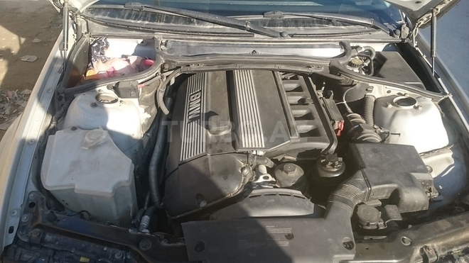BMW 320 2000, 264,000 km - 2.0 l - Bakı