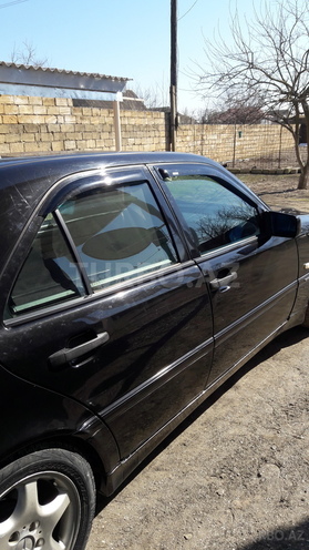 Mercedes C 180 1999, 216,000 km - 0.2 л - Lənkəran