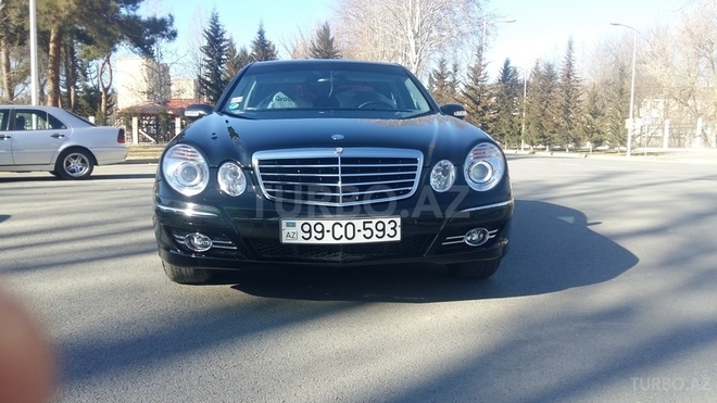 Mercedes E 220 2003, 126,000 km - 2.2 l - Mingəçevir