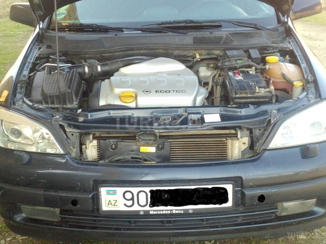 Opel Astra 2002, 250,000 km - 1.8 l - Astara