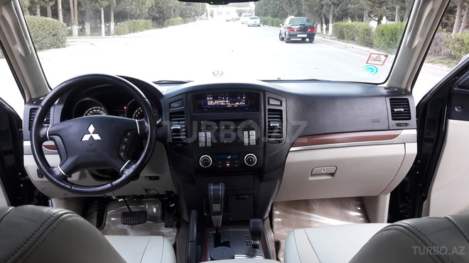 Mitsubishi Pajero 2006, 120,000 km - 3.0 l - Sumqayıt