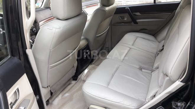 Mitsubishi Pajero 2006, 120,000 km - 3.0 l - Sumqayıt
