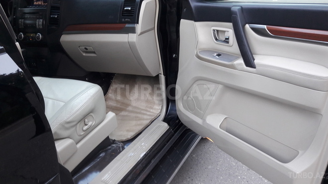 Mitsubishi Pajero 2006, 120,000 km - 3.0 l - Sumqayıt