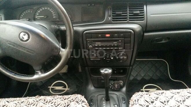 Opel Vectra 1999, 180,000 km - 1.6 l - Göyçay