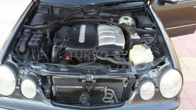 Mercedes E 220 2000, 347,000 km - 2.0 l - Şəmkir