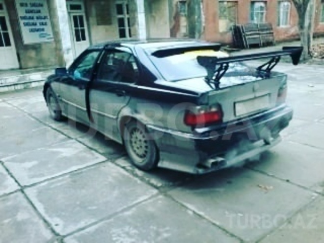 BMW 318 1996, 447,258 km - 0.2 l - Mingəçevir