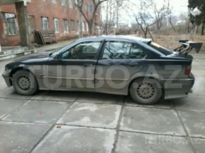BMW 318 1996, 447,258 km - 0.2 l - Mingəçevir