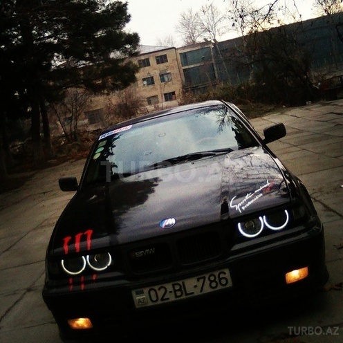BMW 318 1996, 447,258 km - 0.2 l - Mingəçevir