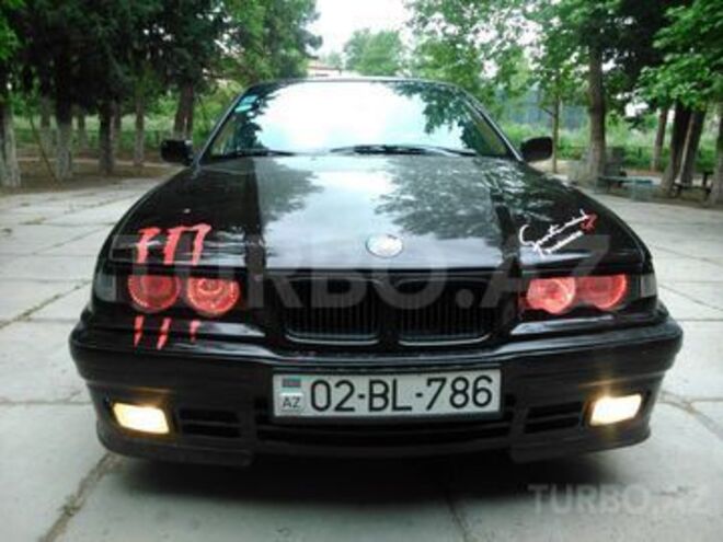 BMW 318 1996, 447,258 km - 0.2 l - Mingəçevir
