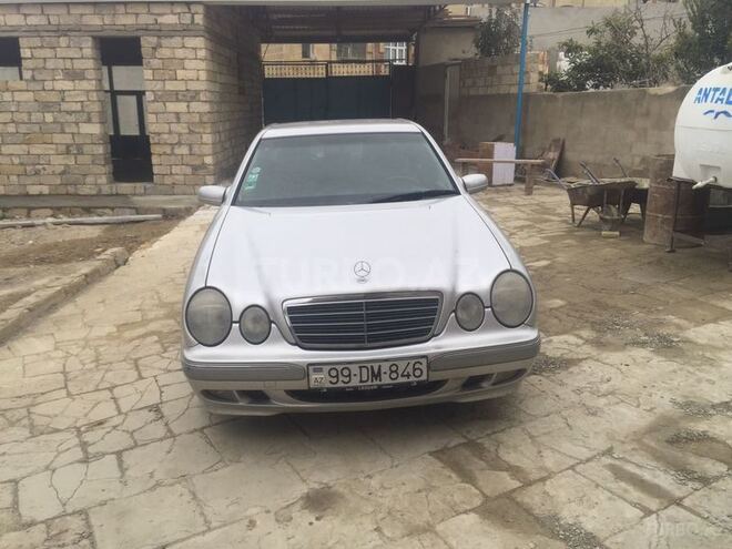 Mercedes E 240 2000, 255,000 km - 2.4 l - Bakı