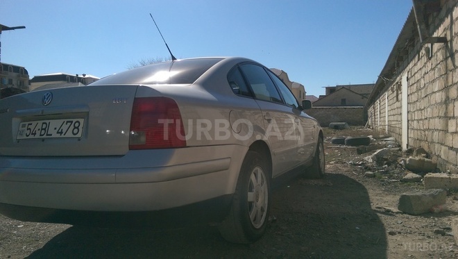 Volkswagen Passat 1999, 276,500 km - 1.8 л - Xırdalan