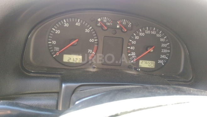 Volkswagen Passat 1999, 276,500 km - 1.8 л - Xırdalan