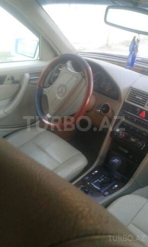Mercedes C 230 1998, 229,500 km - 2.3 л - Bakı