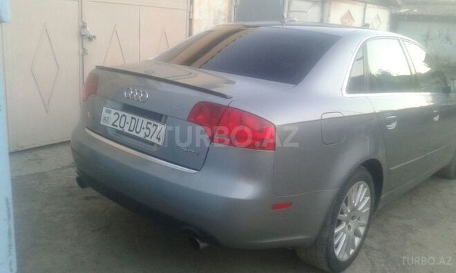 Audi A4 2006, 133,000 km - 2.0 l - Gəncə