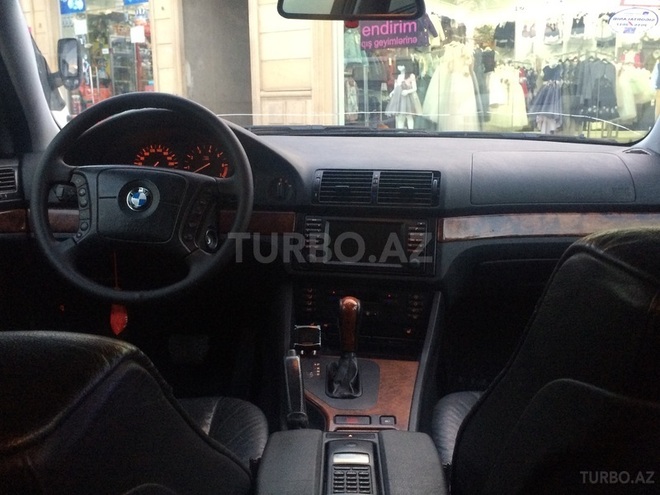 BMW 530 2001, 212,000 km - 3.0 л - Bakı