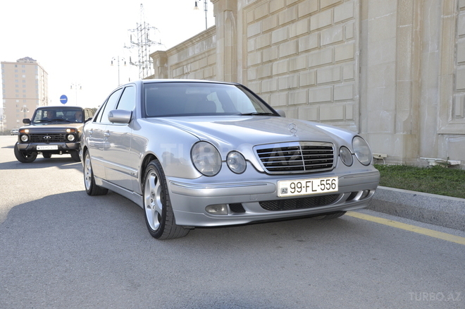 Mercedes E 200 2001, 188,888 km - 2.0 l - Bakı