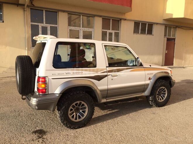 Mitsubishi Pajero 1998, 50,000 km - 3.0 л - Bakı