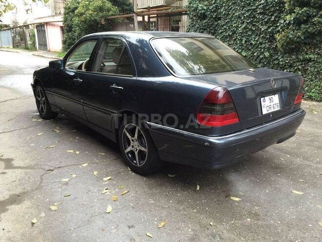 Mercedes C 230 1998, 180,000 km - 2.3 л - Bakı