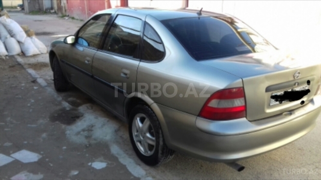 Opel Vectra 1996, 240,000 km - 2.0 л - Bakı