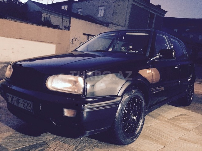 Volkswagen Golf 1994, 132,000 km - 2.0 l - Bakı